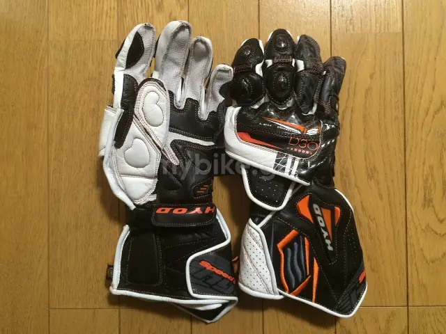 Racing leather gloves